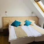 Egria Lägenhetshotell